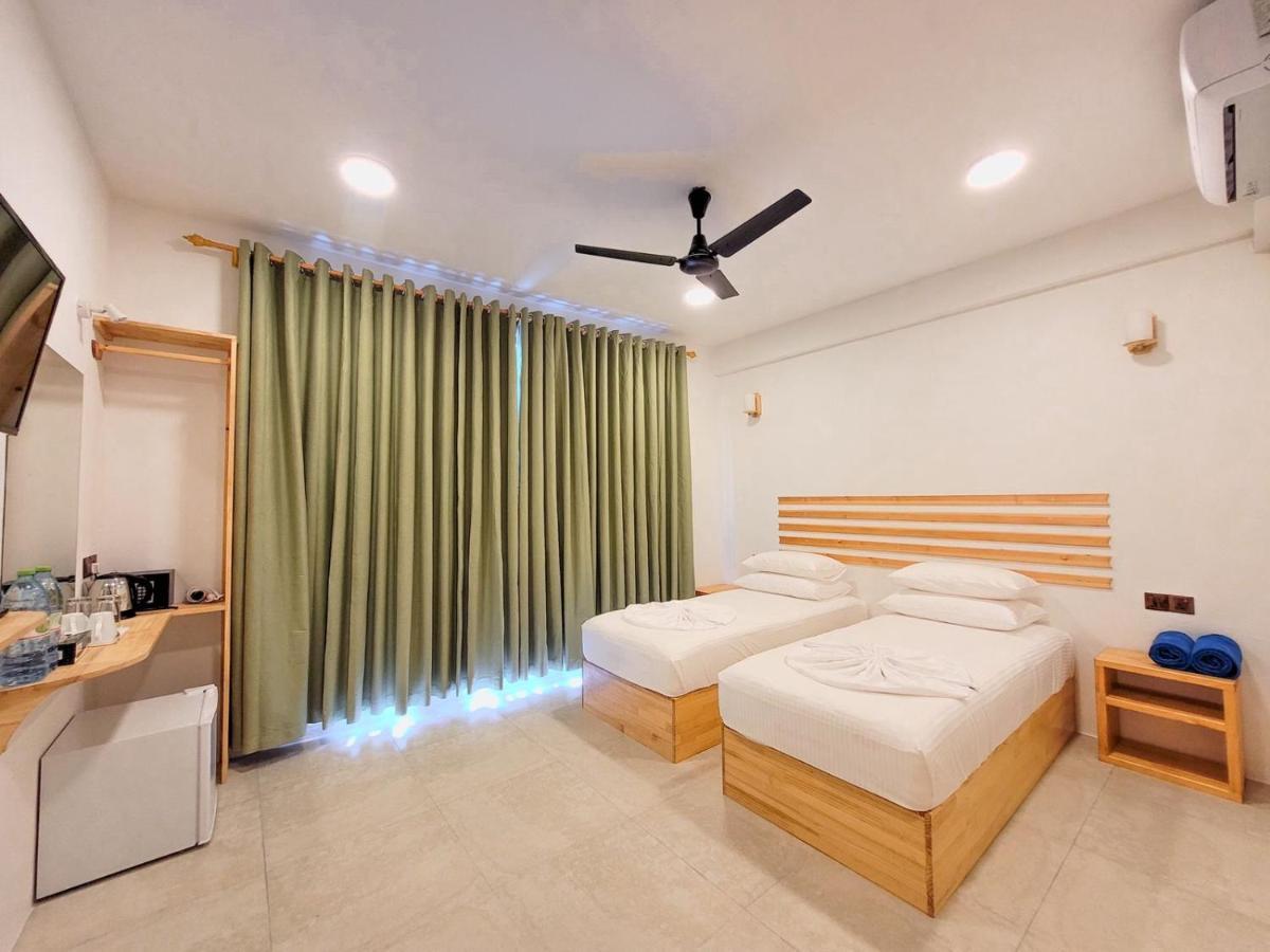 Thila Sky View - Guest House ทอดดู ภายนอก รูปภาพ